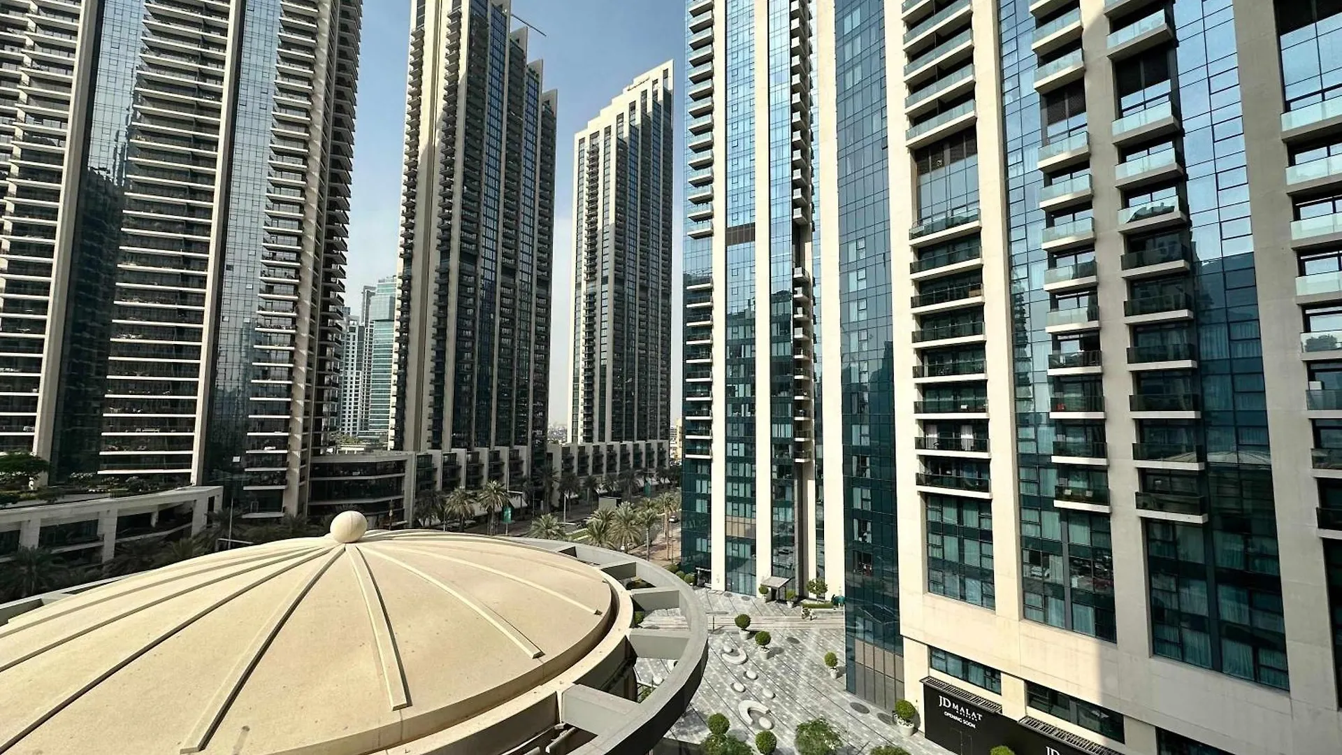 アパート ドバイSilkhaus 1Br Downtown Heart In Emaar Towerアパートメント