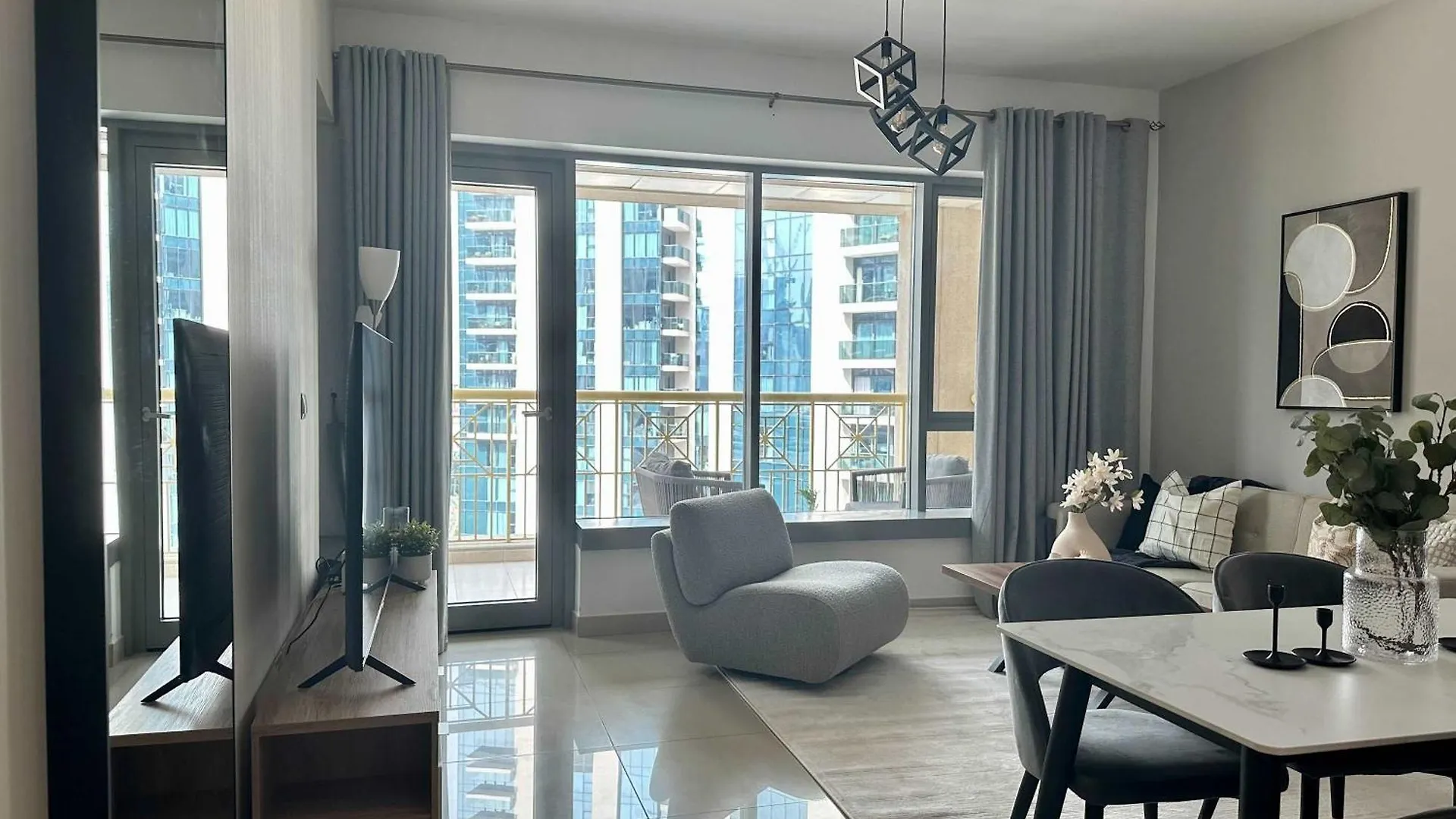 ドバイSilkhaus 1Br Downtown Heart In Emaar Towerアパートメント 0*, ドバイ アラブ首長国連邦